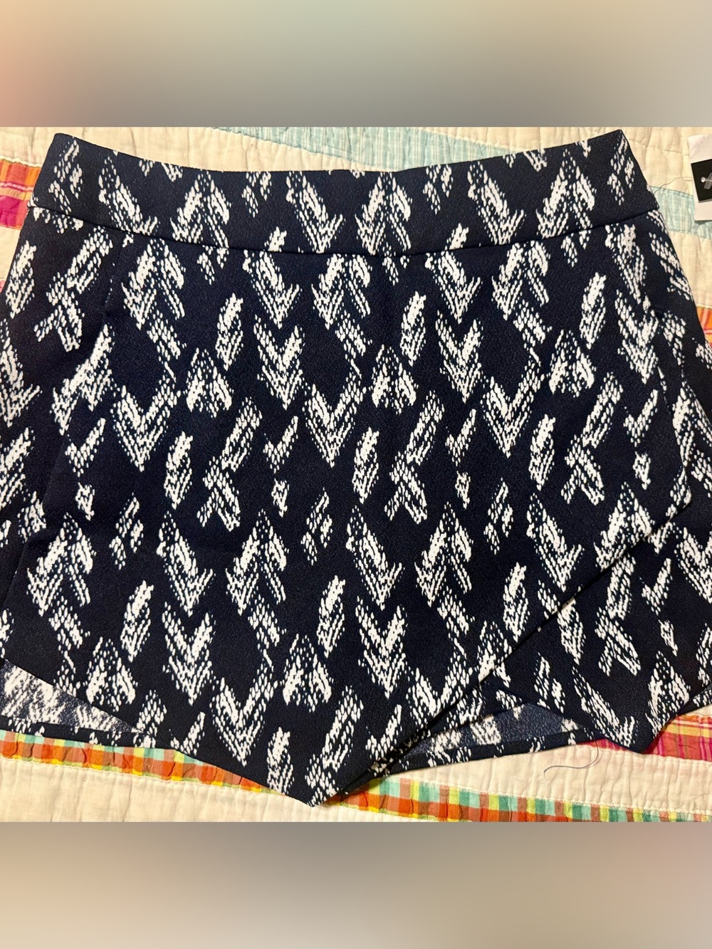 Design Lab Lord & Taylor Navy and White Patterned Skort